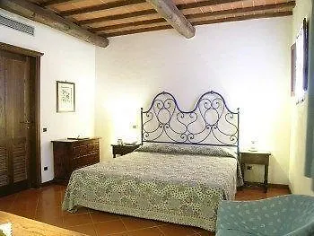 فندق Hotel Monteriggioni