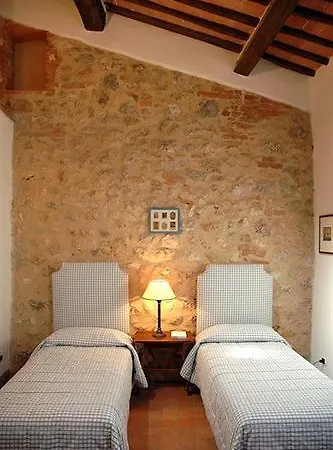 فندق Hotel Monteriggioni