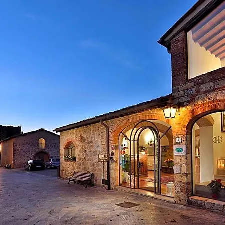 Hotel Monteriggioni فندق مونتيريجيوني