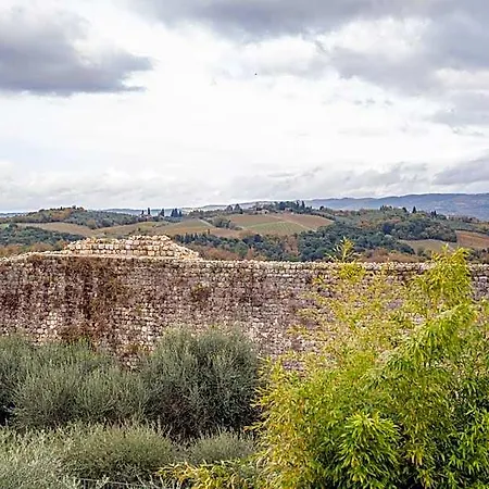 فندق Hotel Monteriggioni