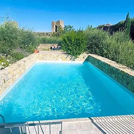 Hotel Monteriggioni مونتيريجيوني