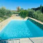 호텔 Hotel Monteriggioni 4*